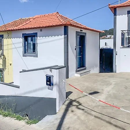 Vila Sun House Casa de Férias